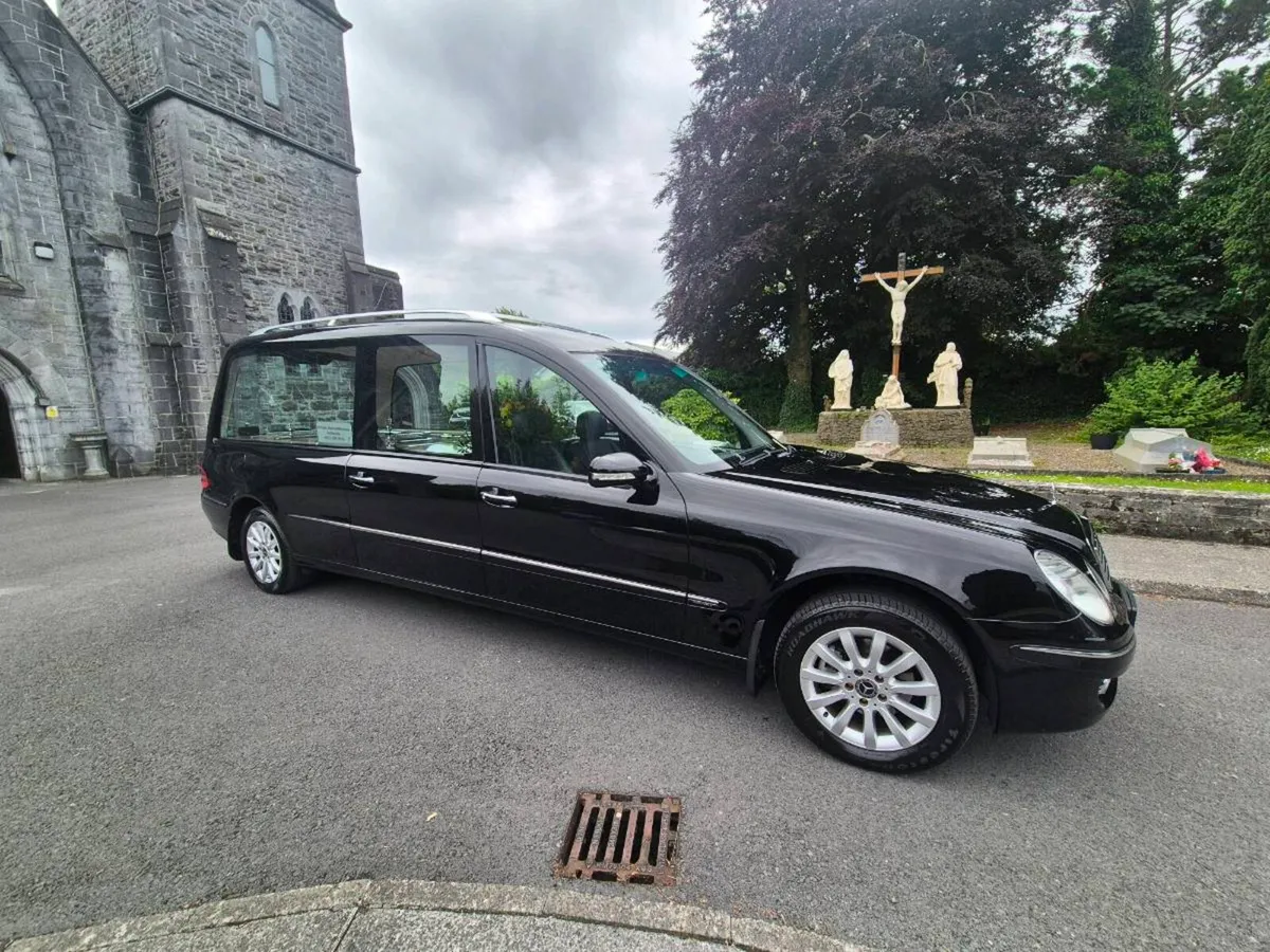 Mercedes Duffy Built Hearse